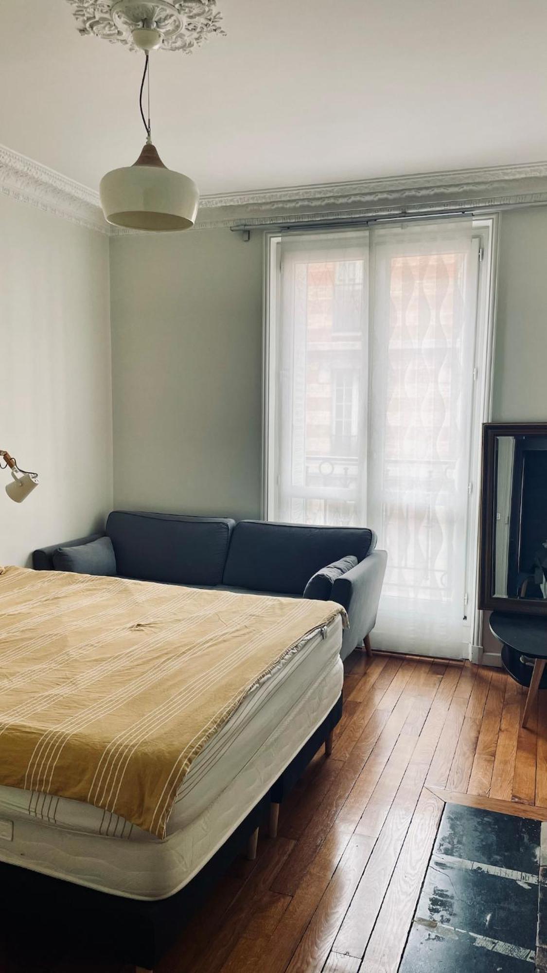 Apartment Stylish Parisian Montmartre 2br Paris